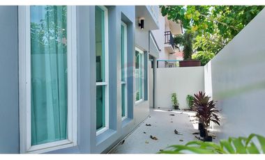 Mountain view 3 Bedroom House for Sale in Taling Ngam, Koh Samui