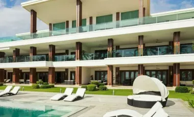 For Sale: Income Generating Beachfront Hotel/VIlla in Malay Aklan, Boracay Island P375M