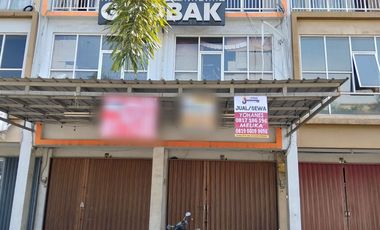 Disewakan ruko 3 lantai gandeng di tamansurya 5
