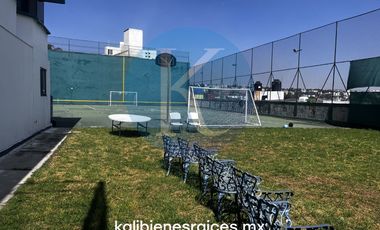 Oportunidad Para Inversionistas, 2318 m2 uso de Suelo H.333.B dos casas mas cancha de uso multiple