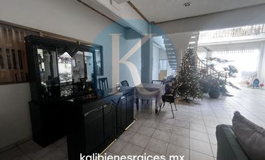 Oportunidad Para Inversionistas, 2318 m2 uso de Suelo H.333.B dos casas mas cancha de uso multiple