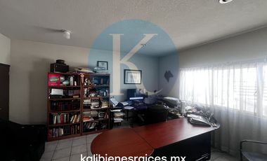 Oportunidad Para Inversionistas, 2318 m2 uso de Suelo H.333.B dos casas mas cancha de uso multiple