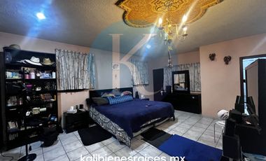 Oportunidad Para Inversionistas, 2318 m2 uso de Suelo H.333.B dos casas mas cancha de uso multiple