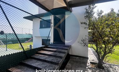 Oportunidad Para Inversionistas, 2318 m2 uso de Suelo H.333.B dos casas mas cancha de uso multiple