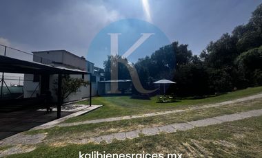 Oportunidad Para Inversionistas, 2318 m2 uso de Suelo H.333.B dos casas mas cancha de uso multiple