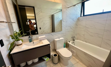 Estupendo Depto. Duplex Con Roostop Equipado En Vitacura