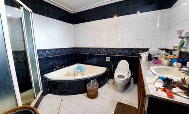 Dijual Rumah siap huni Villa Cinere Mas  Lebak Bulus	4 Lantai