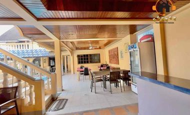 For Sale & Rent – 12-Bedroom Guesthouse/Pool Villa, Centre Pattaya