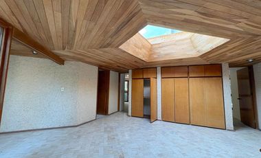 Casa en venta en El Bosque, Tlalpan — Excelente oportunidad para remodelar