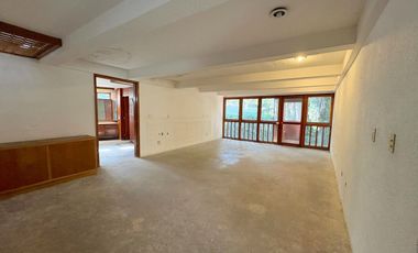 Casa en venta en El Bosque, Tlalpan — Excelente oportunidad para remodelar