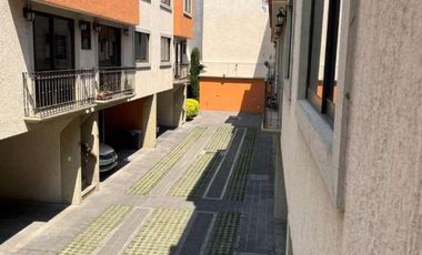 Casa en Venta en Azcapotzalco Col. San Alvaro a 3 minutos Centro Comercial Patio Claveria