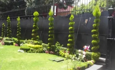 CASA DE LUJO EN REMATE UBICADA EN SANTA CATARINA, COYOACAN, CDMX