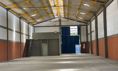 Bodega Alquilo En Acopi 822 M2 / $15.460.000 Acopi Zona Industrial De Yumbo