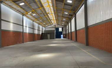 Bodega Alquilo En Acopi 822 M2 / $15.460.000 Acopi Zona Industrial De Yumbo