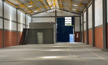 Bodega Alquilo En Acopi 822 M2 / $15.460.000 Acopi Zona Industrial De Yumbo