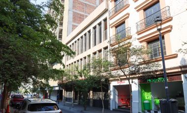 Edificio en Venta en Guadalajara Centro a 3 Cuadras de La Catedral