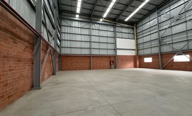 Bodega Alquilo 750 m2 En Conjunto $16.5 Millones Bodega En Conjunto Cerrado