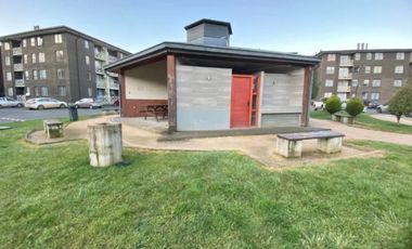 Arriendo departamento de 2 Dormitorios en condominio  Lado Rodoviario