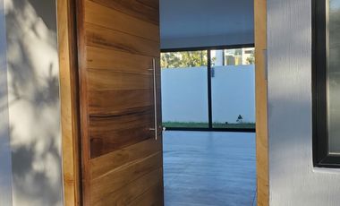 Casa en venta con acabados de lujo con el precio más bajo por m2