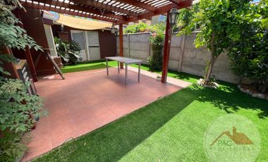 Venta casa 5 dormitorios en microbarrio cerrado Valle lo Campino