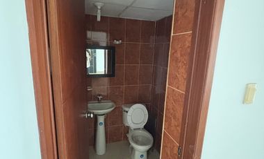 SE ARRIENDA o vende oficina en Torre Mardel