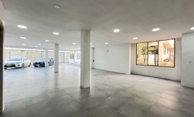 En venta casa comercial, en Azogues -Javier Loyola