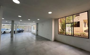 En venta casa comercial, en Azogues -Javier Loyola