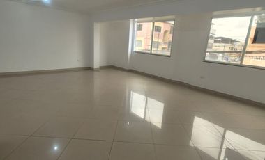 Departamento en Alquiler en Vernaza Norte, 3 Hab, 4 Bañ, Garaje, Mall del Sol.
