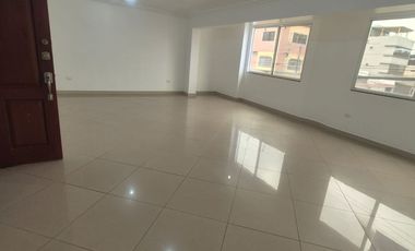 Departamento en Alquiler en Vernaza Norte, 3 Hab, 4 Bañ, Garaje, Mall del Sol.