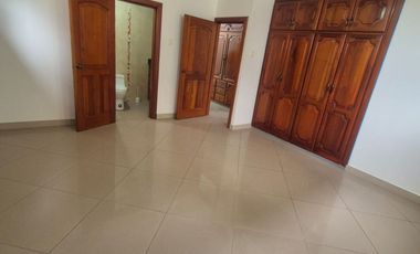 Departamento en Alquiler en Vernaza Norte, 3 Hab, 4 Bañ, Garaje, Mall del Sol.