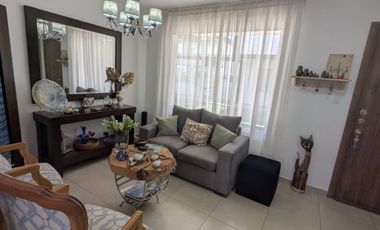 Venta de Casa, 2 Dormitorios, Llano Chico, Ecuador