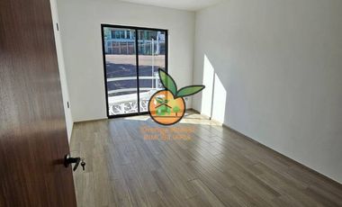 RESIDENCIA A ESTRENAR EN FRACC. CERRO DEL TESORO, TLAQUEPAQUE