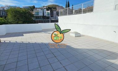 RESIDENCIA A ESTRENAR EN FRACC. CERRO DEL TESORO, TLAQUEPAQUE