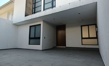 CASA EN VENTA – CHAPULTEPEC COUNTRY