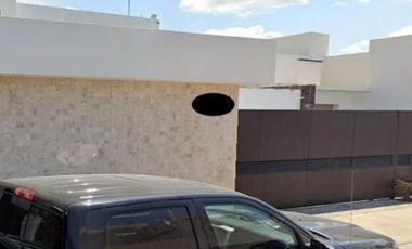 VENTA DE CASA EN MERIDA  FRACC.CUMBRES DE ALTABRISA