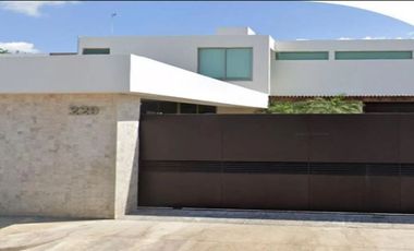 VENTA DE CASA EN MERIDA  FRACC.CUMBRES DE ALTABRISA