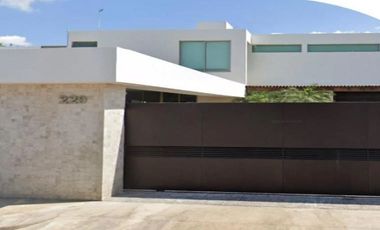 VENTA DE CASA EN MERIDA  FRACC.CUMBRES DE ALTABRISA