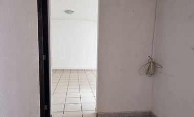 RENTA CASA EN CONDOMINIO BOSQUE DE LOS ENCINOS, FACIL SALIDA A CDMX, CERCA DE LAS OUTLET DE LERMA