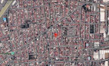 Casa en Venta en Hab. Electra, Tlalnepantla – Entorno Familiar y Servicios Cercanos, Remate Bancario Con Gran Plusvalía