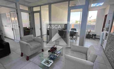 Arriendo Oficina semi amoblada el Cortijo Conchali