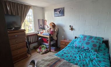 Venden Casa En Calle Primavera Puente Alto