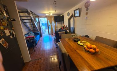 Venden Casa En Calle Primavera Puente Alto