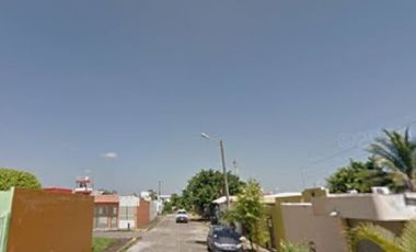 CASA EN VENTA EN HORTENSI PUENTE DE MORENO VERACRUZ