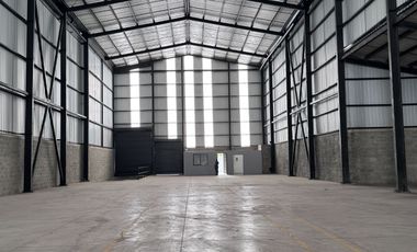 Bodega Alquilo en Conjunto 1.100 M2 / $26.9 Millones Acopi Yumbo /
