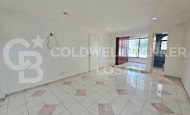 Casa en Renta Satélite, Cto. Oradores