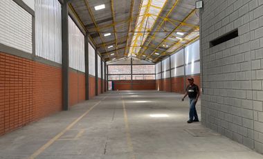 Bodega Alquilo En Acopi 953 M2 / $17.880.000 Acopi Zona Industrial De Yumbo