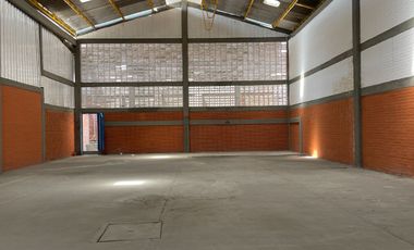 Bodega Alquilo En Acopi 953 M2 / $17.880.000 Acopi Zona Industrial De Yumbo