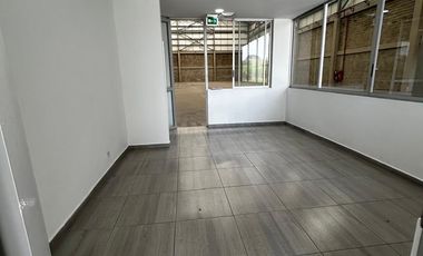 Bodega Alquilo En Conjunto Cerrado / Arroyohondo Yumbo / Área Total Construida 1.870 M2 $48.600.000