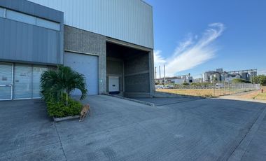 Bodega Alquilo En Conjunto Cerrado / Arroyohondo Yumbo / Área Total Construida 1.870 M2 $48.600.000