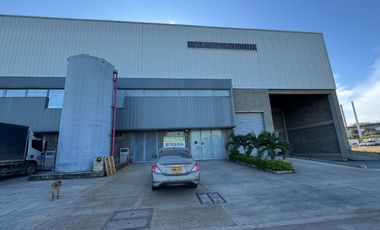 Bodega Alquilo En Conjunto Cerrado / Arroyohondo Yumbo / Área Total Construida 1.870 M2 $48.600.000
